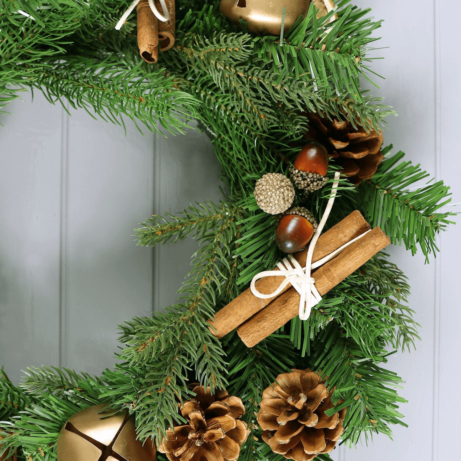 Mr Crimbo Orange Chestnut Cinnamon 40cm Green Christmas Wreath - MrCrimbo.co.uk -XS7631 - -christmas wreath