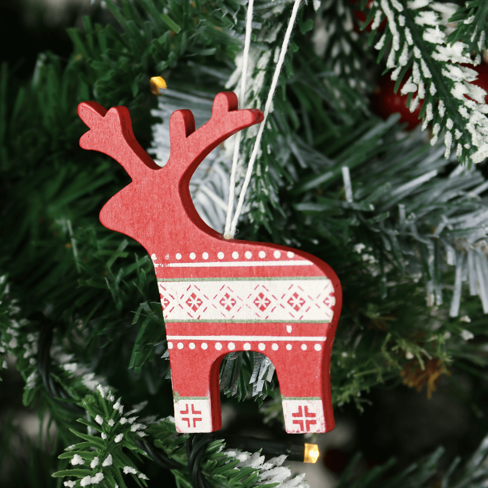 Mr Crimbo 6pk Red White Wooden Reindeer Tree Decorations - MrCrimbo.co.uk -XS4517 - -christmas tree decorations