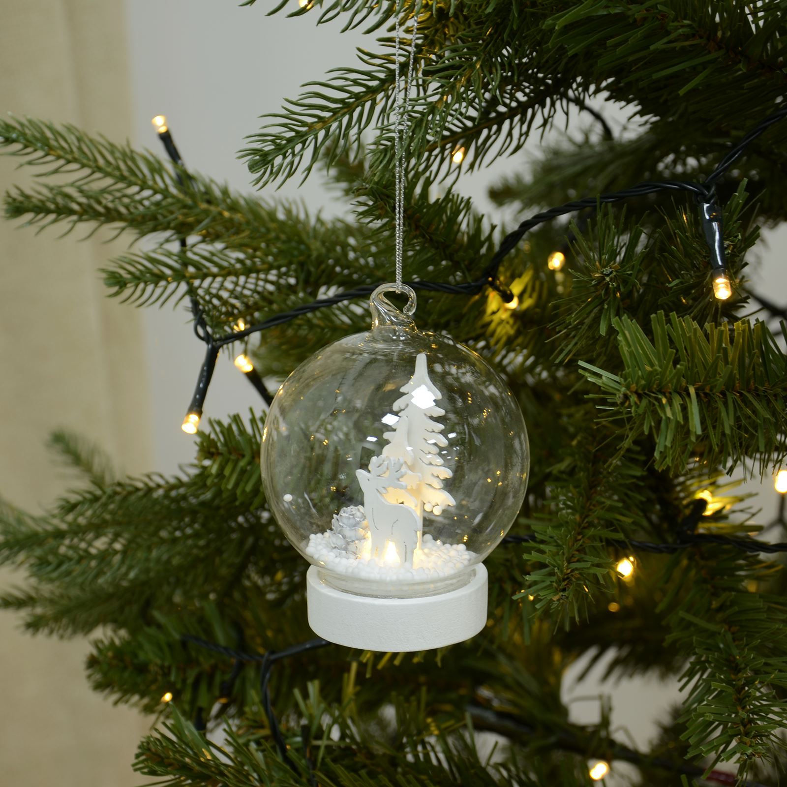 Mr Crimbo Glass Globe Light Up Christmas Tree Baubles - MrCrimbo.co.uk -XS5064 - Reindeer/White Trees -Baubles