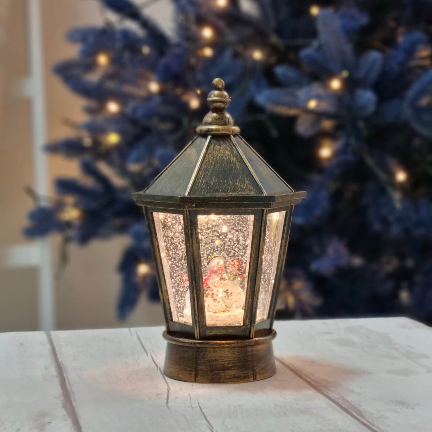Mr Crimbo LED Light Up Glitter Water Filled Lantern Decoration - MrCrimbo.co.uk -XS7219 - Snowman -christmas decoration