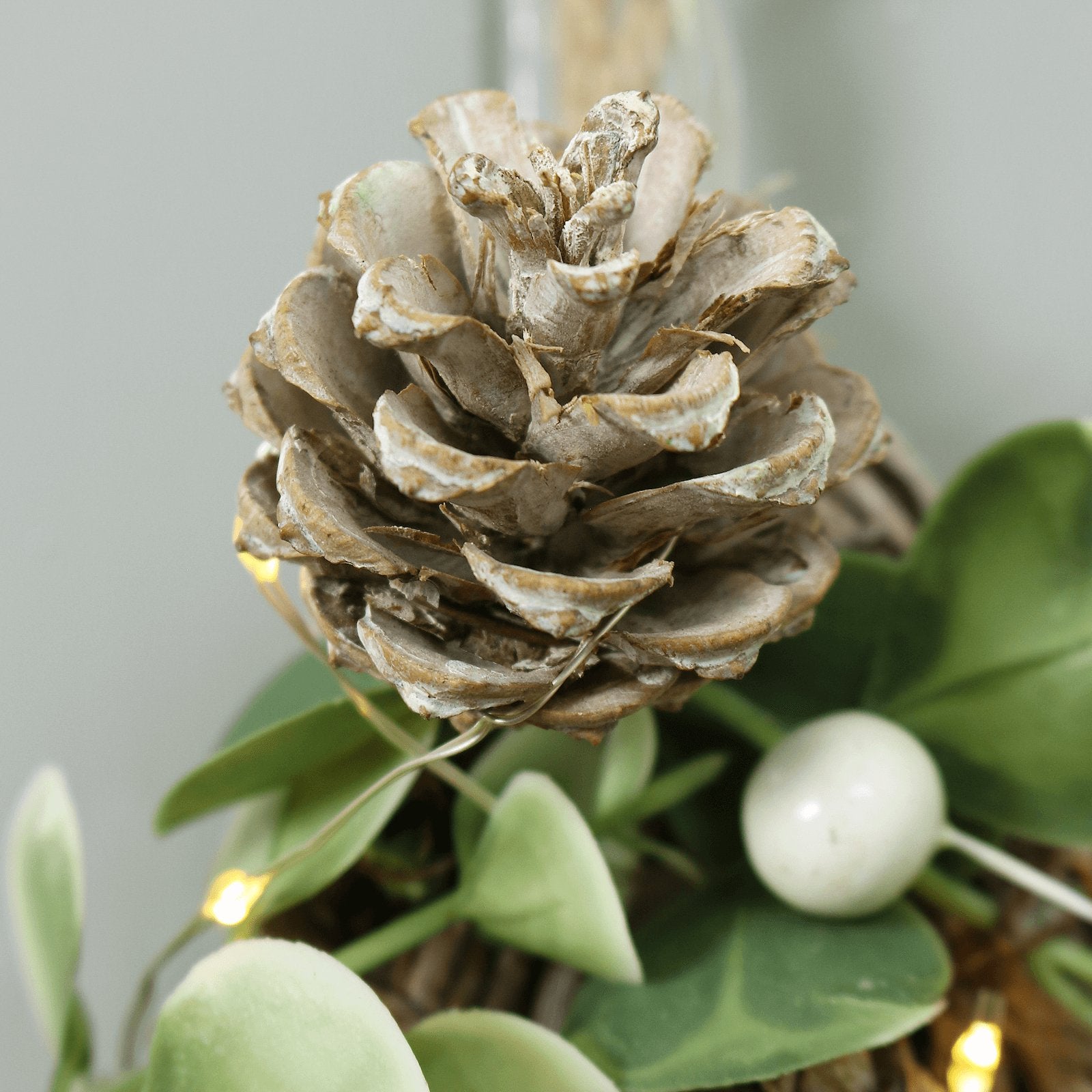 Mr Crimbo 30cm Twig Star Shaped Christmas Wreath Pine Cones - MrCrimbo.co.uk -XS7614 - -